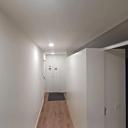 A H - Downtown Apartment