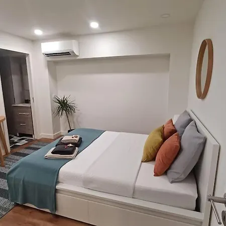 A H - Downtown Apartment *